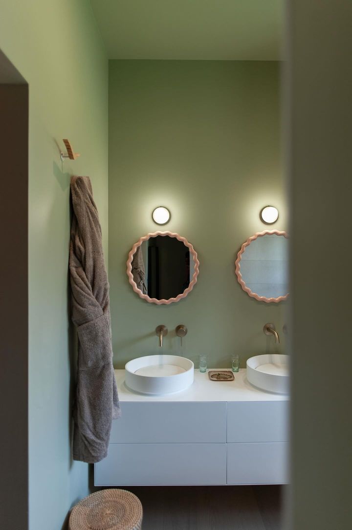 salle de bain la casa de lamour Hypnotik Latelier du potier 4 Photographe cesteux 1 - Peinture Hypnotik salle de bain la casa de lamour Hypnotik Latelier du potier 4 Photographe cesteux 1 - Peinture Hypnotik