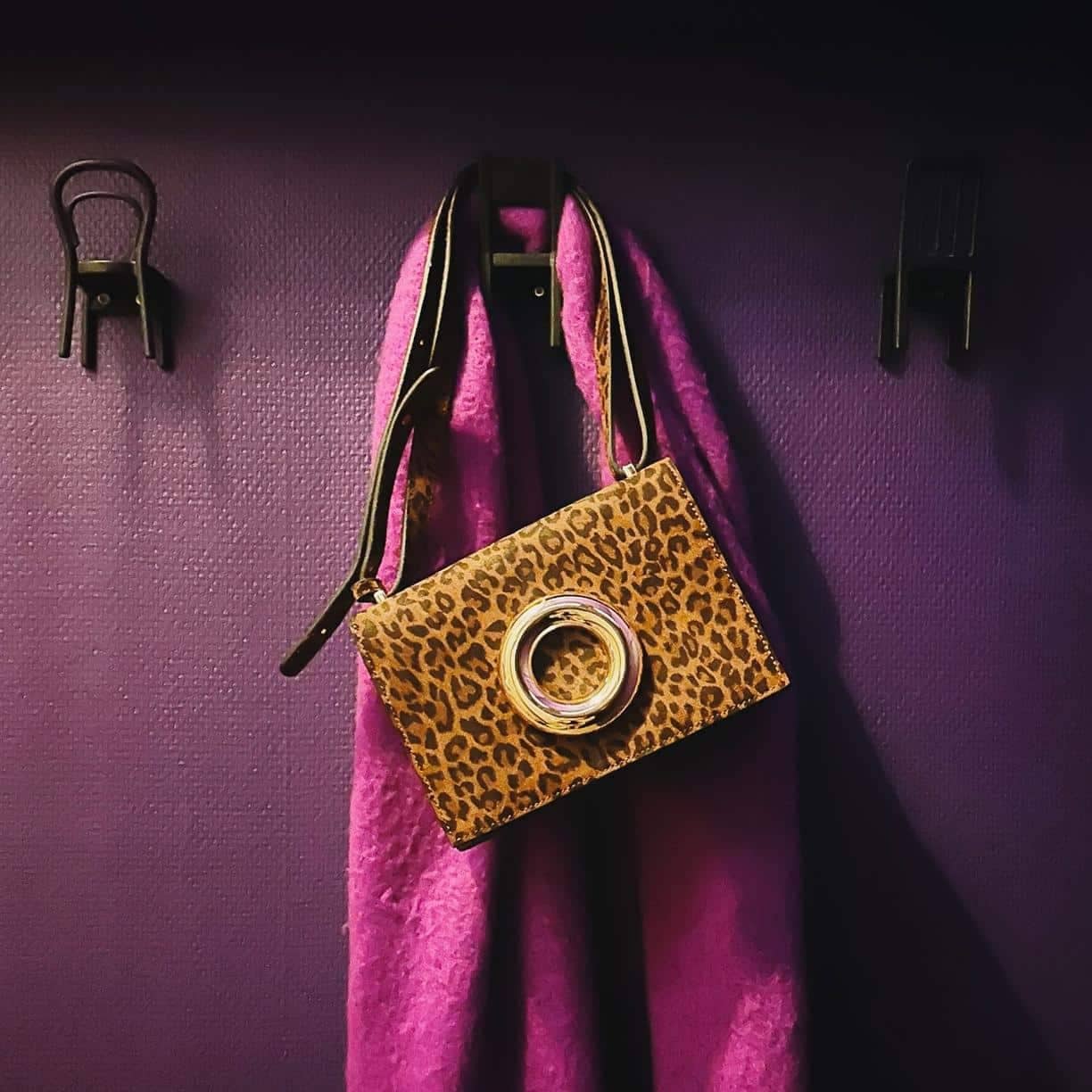hypnotik celia craiecraie entree 71. ultra violet 2 carre - Peinture Hypnotik